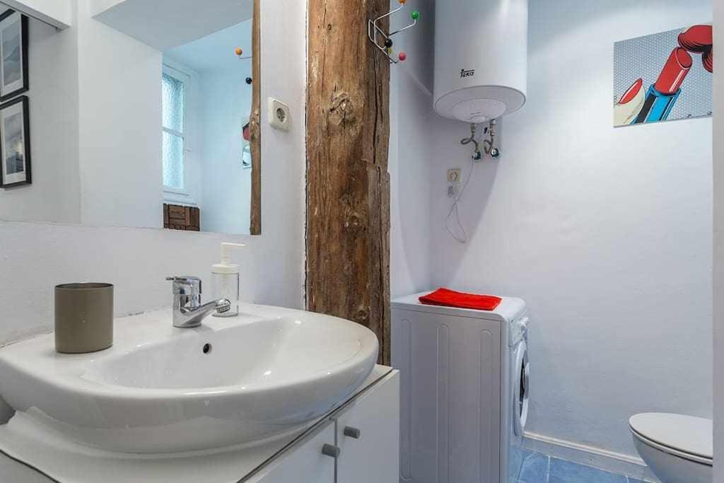 Apartamento Confortable En Atocha Appartement Madrid Buitenkant foto