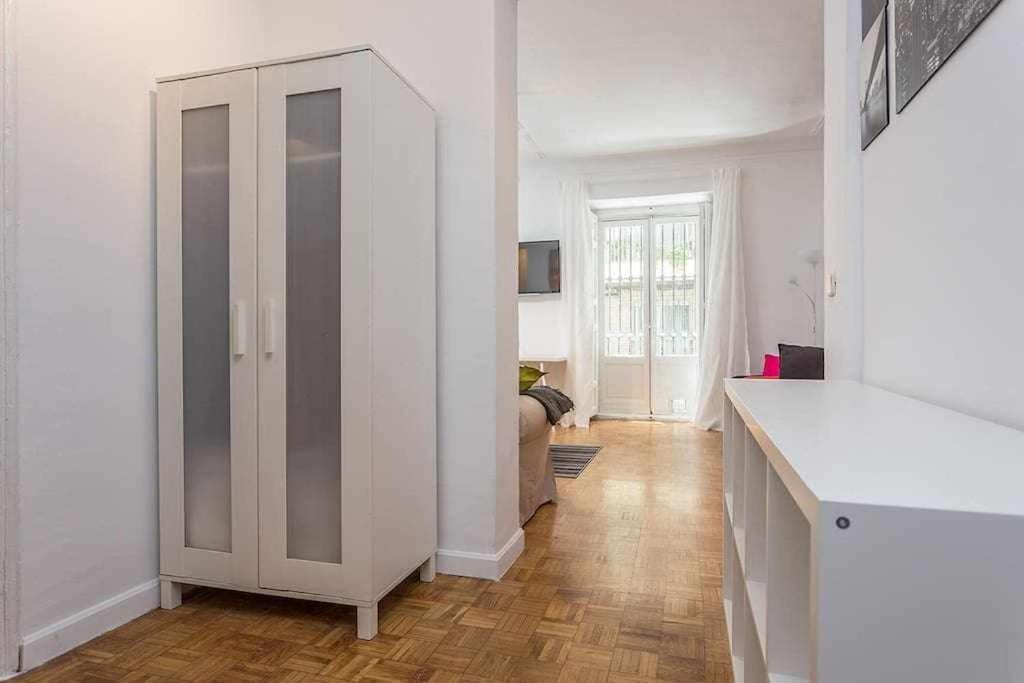 Apartamento Confortable En Atocha Appartement Madrid Buitenkant foto