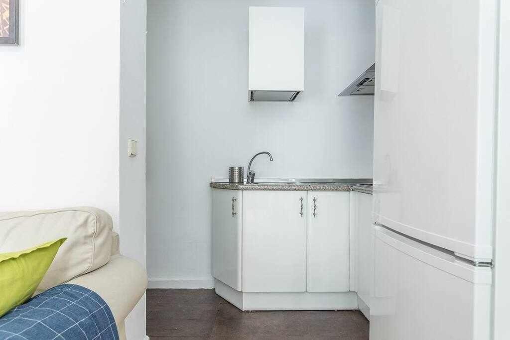 Apartamento Confortable En Atocha Appartement Madrid Buitenkant foto