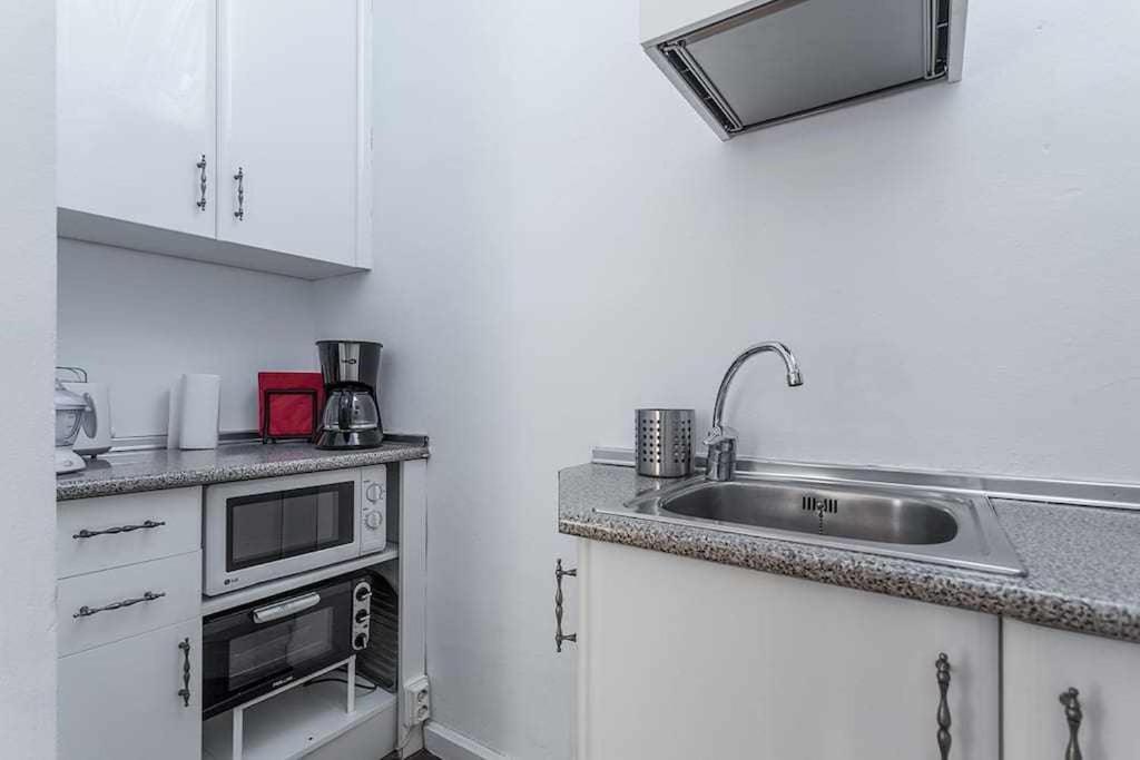 Apartamento Confortable En Atocha Appartement Madrid Buitenkant foto