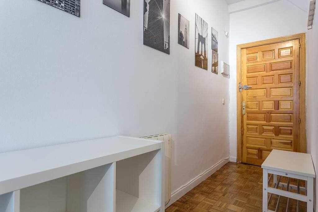 Apartamento Confortable En Atocha Appartement Madrid Buitenkant foto